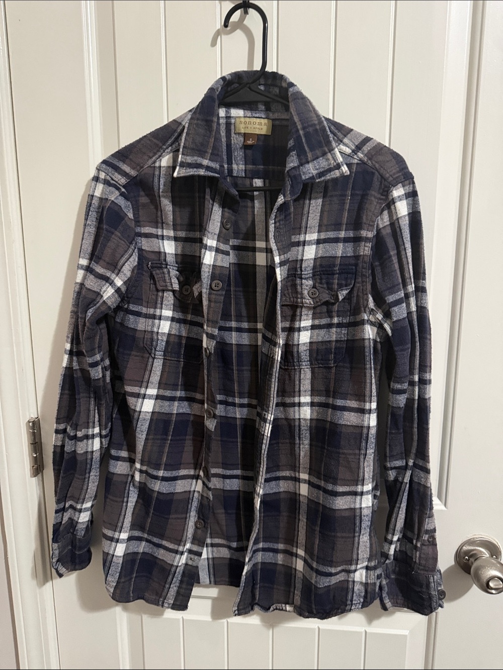 Women’s Sonoma Navy, Gray and White Plaid Flannel Button-Down Shirt